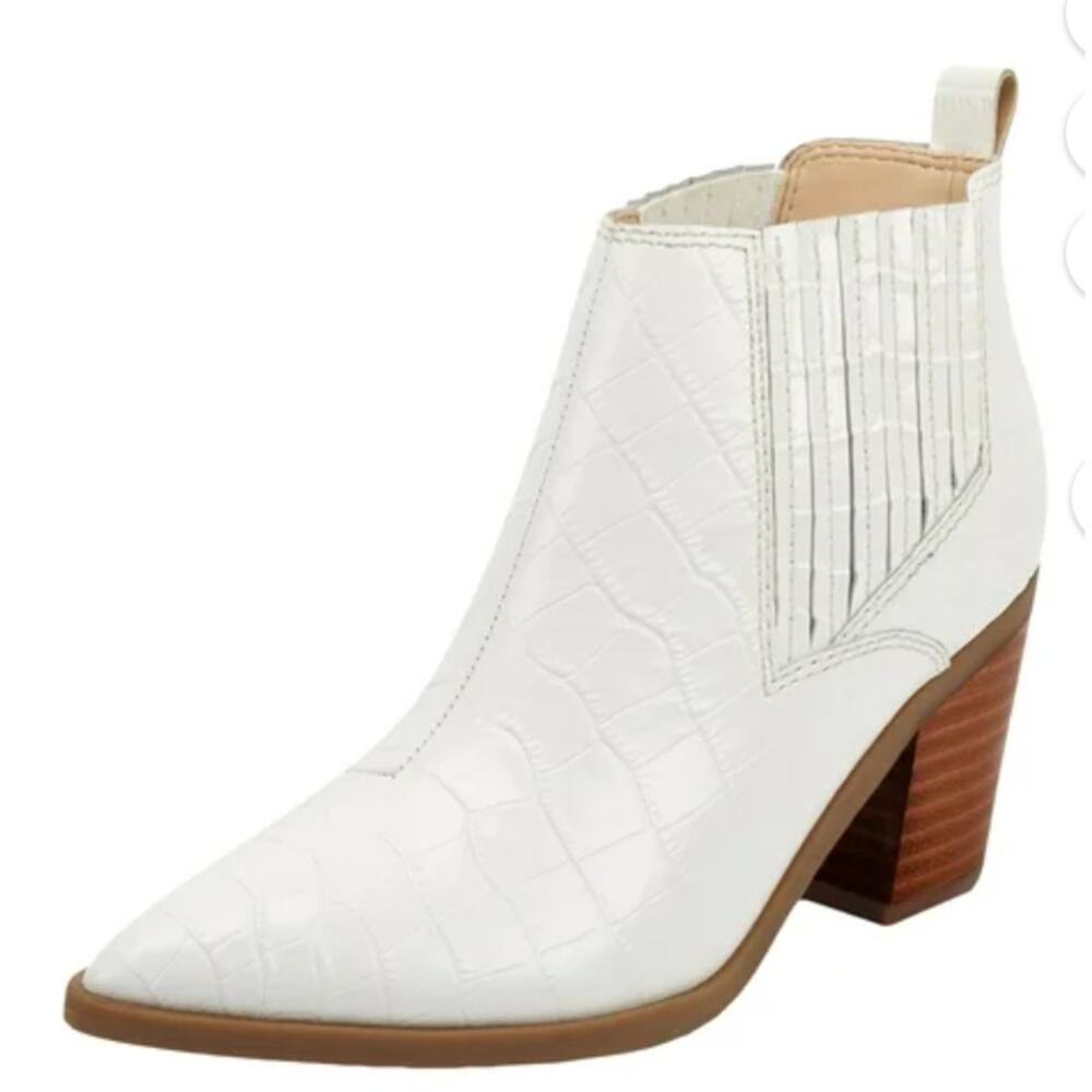 Marc Fisher White Western Ankle Boots Croc Embossed 9 Coastal Cowgirl Festival - Picture 9 of 10